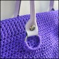 BORSA UNCINETTO VIOLA REALIZZATA A MANO,MANICI IN SIMILPELLE COLOR LILLA